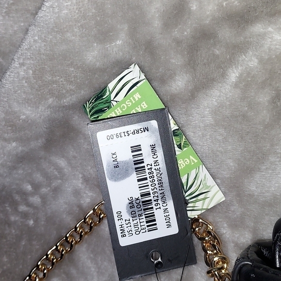 Badgley Mischka studio quilted vegan leather black bag - Picture 9 of 11